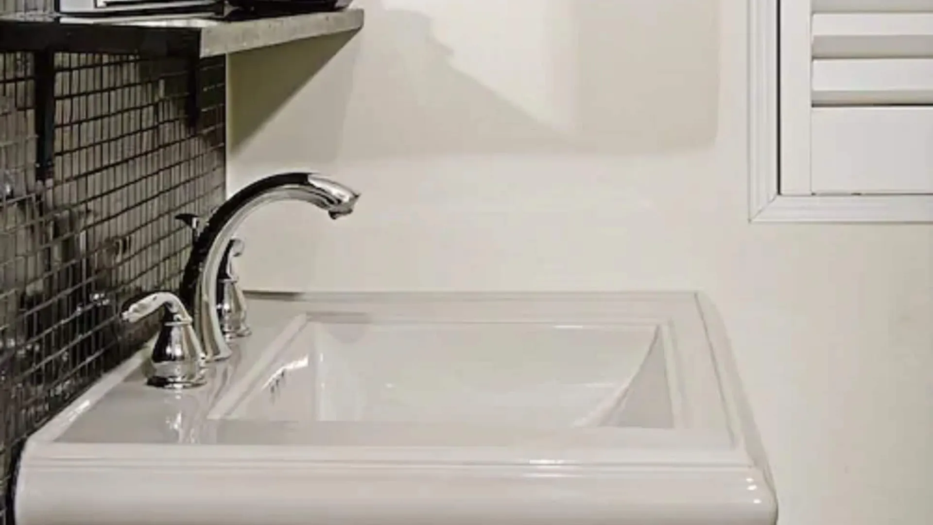 ***  فندق فيكتوريا تورونتو كندا