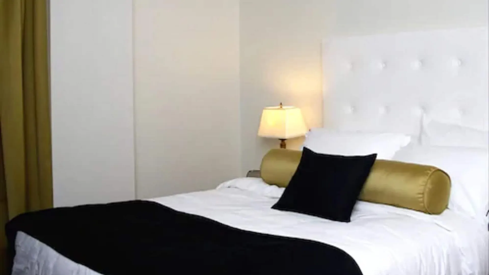 فندق فيكتوريا تورونتو 3*,