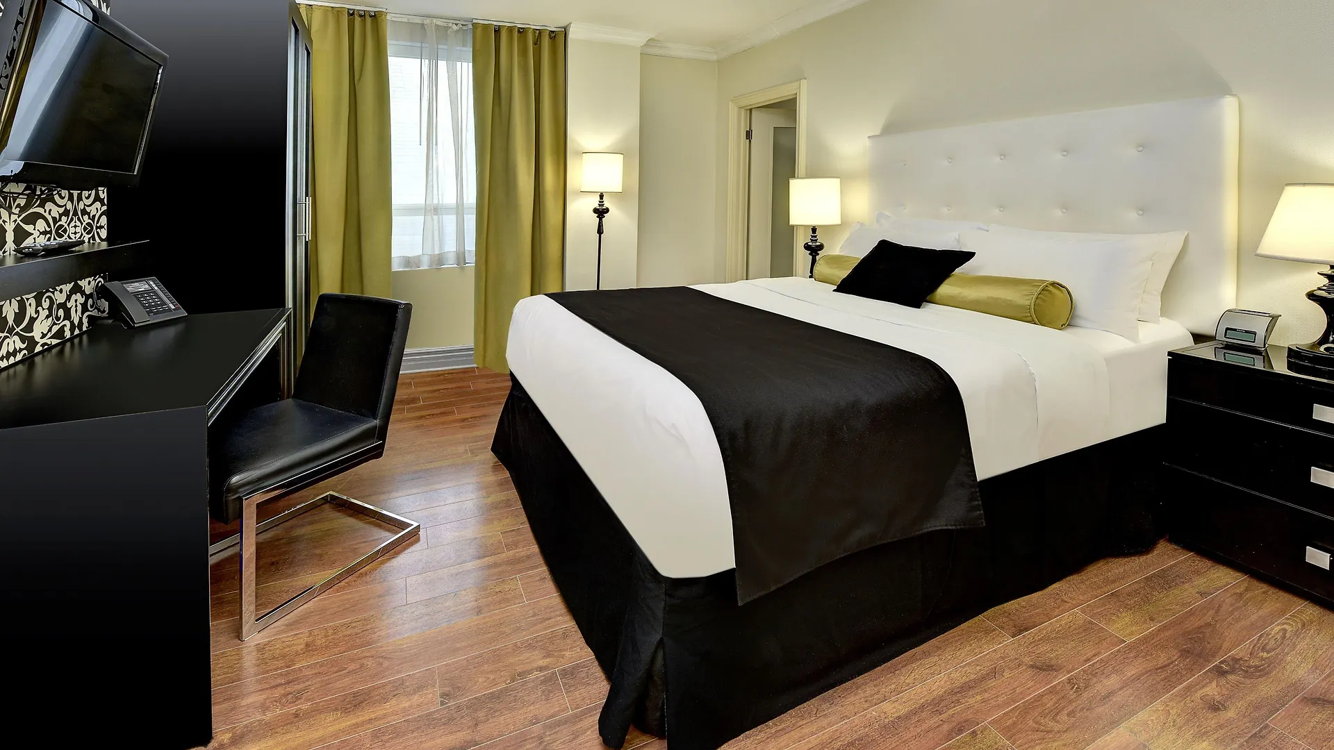 فندق فيكتوريا تورونتو