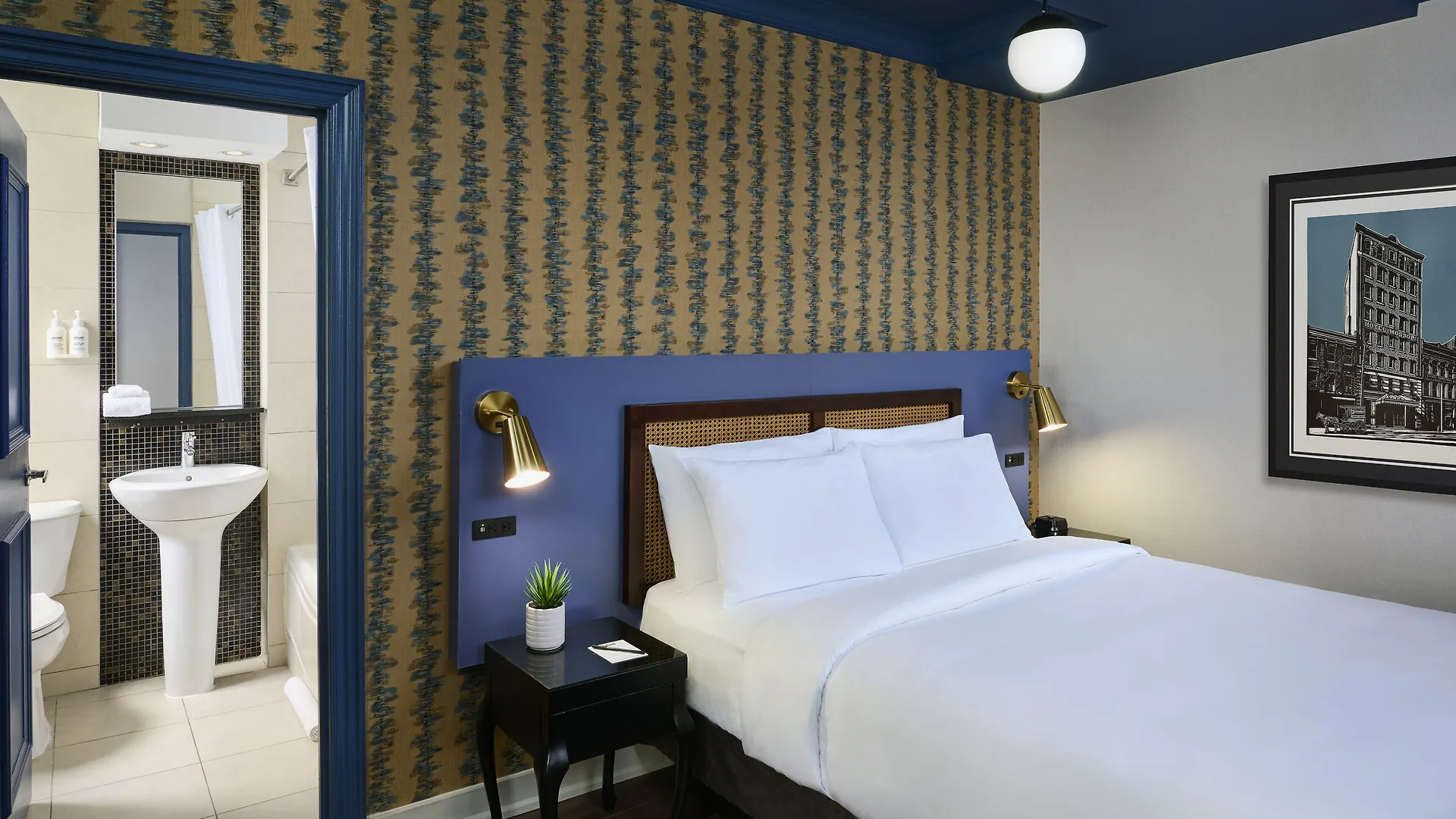 فندق فيكتوريا تورونتو